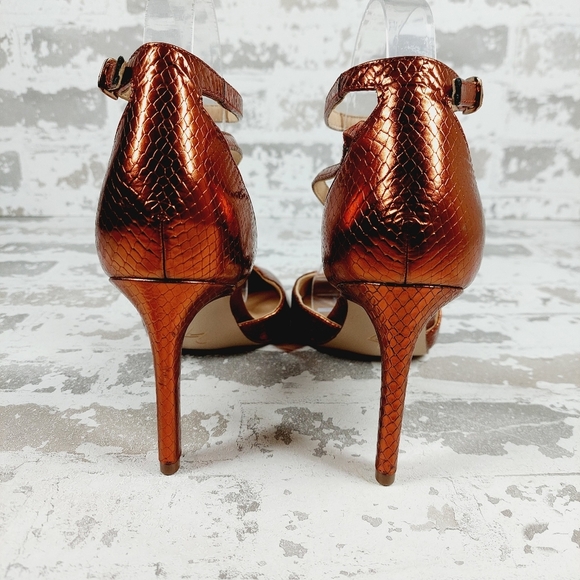 New 27 Edit Abilyn Naturalizer Brown Leather Ankle Strap Pointed Toe Pump B494 - Picture 6 of 15